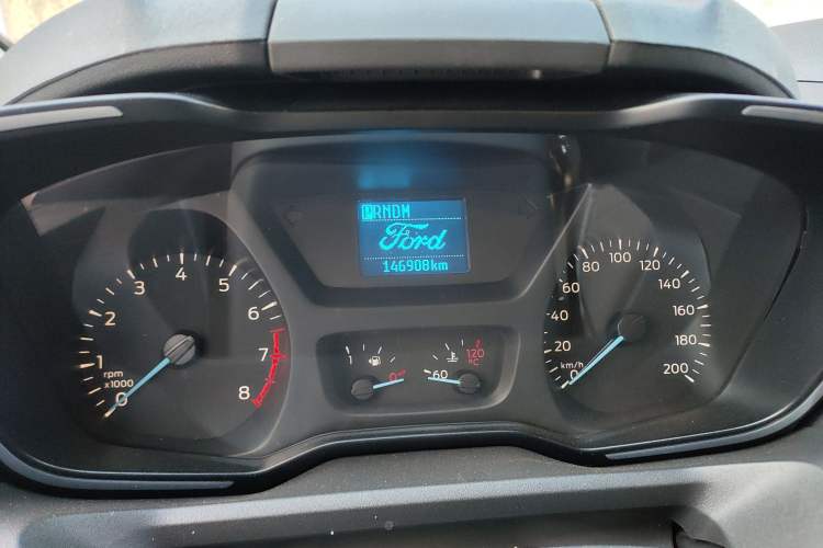 Used Ford Tourneo Custom 2017 2.0T Automatic Elite Version Odometer Close Up