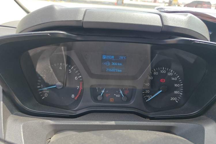 Used Ford Tourneo Custom 2017 2.0T Automatic Elite Edition Odometer Close Up