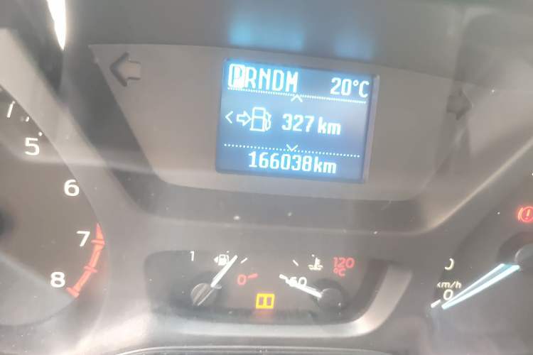 Used Ford Tourneo Custom 2017 2.0T Automatic Elite Edition Odometer Close Up