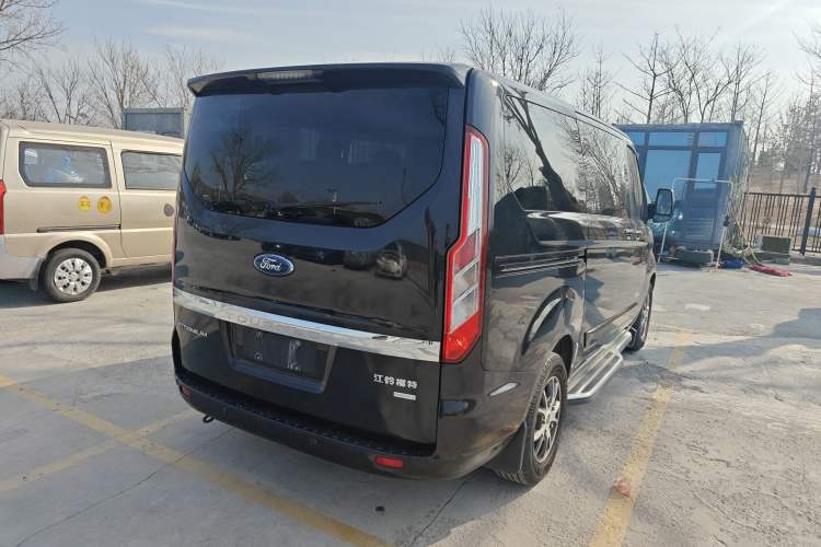 Used Ford Tourneo Custom 2017 2.0T Automatic Elite Version Rear Right 45 Deg