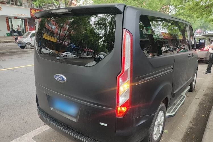 Used Ford Tourneo Custom 2017 2.0T Automatic Elite Edition Rear Right 45 Deg