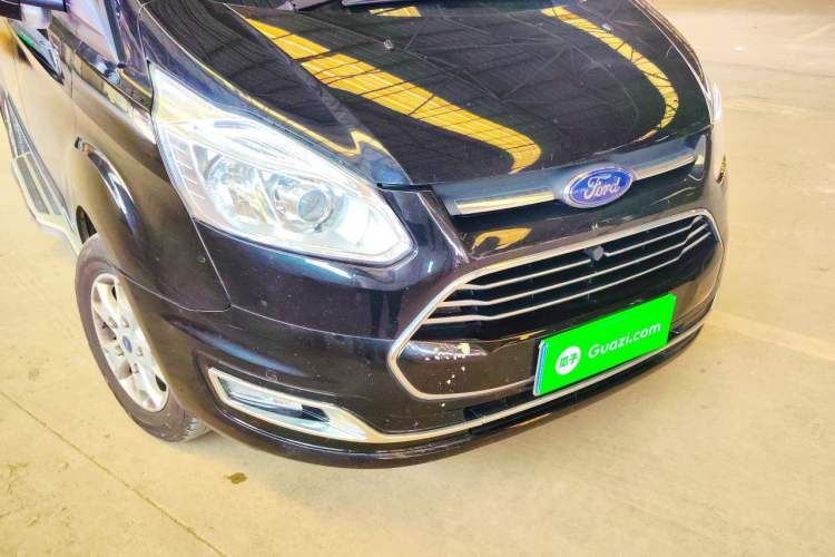 Used Ford Tourneo Custom 2017 2.0T Automatic Elite Edition Right Front Headlight