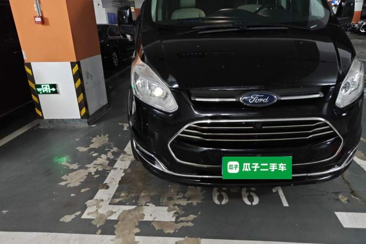 Used Ford Tourneo Custom 2017 2.0T Automatic Elite Edition Right Front Headlight