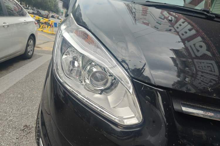 Used Ford Tourneo Custom 2017 2.0T Automatic Elite Version Right Front Headlight