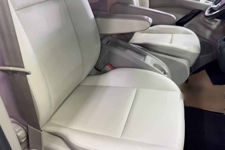 Used Ford Tourneo Custom 2017 2.0T Automatic Elite Edition Right Front Seat