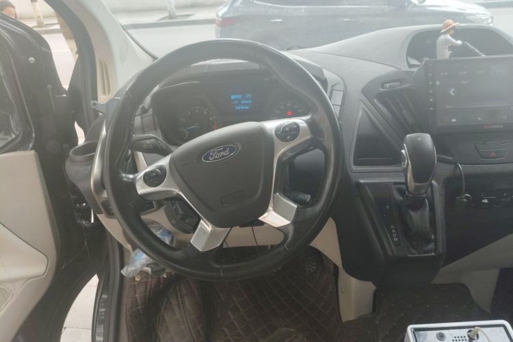 Used Ford Tourneo Custom 2017 2.0T Automatic Elite Edition Steering Wheel