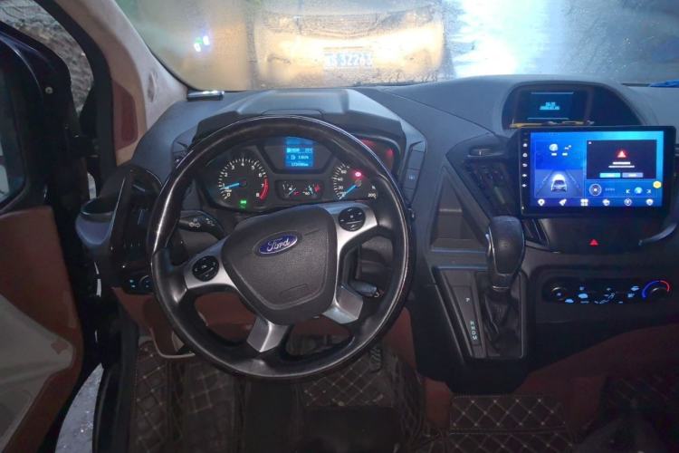 Used Ford Tourneo Custom 2017 2.0T Automatic Elite Edition Steering Wheel
