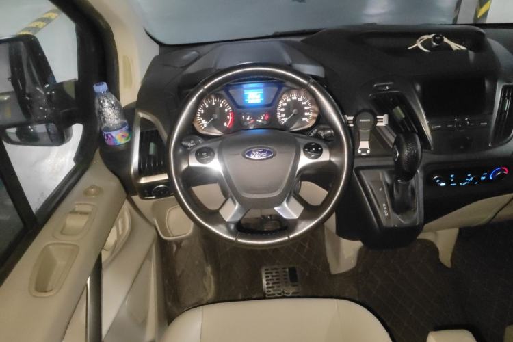 Used Ford Tourneo Custom 2017 2.0T Automatic Elite Edition Steering Wheel