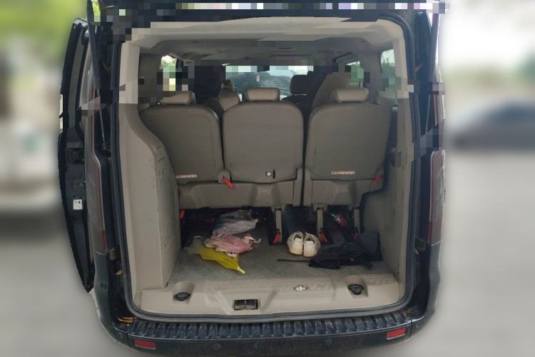 Used Ford Tourneo Custom 2017 2.0T Automatic Elite Edition Trunk