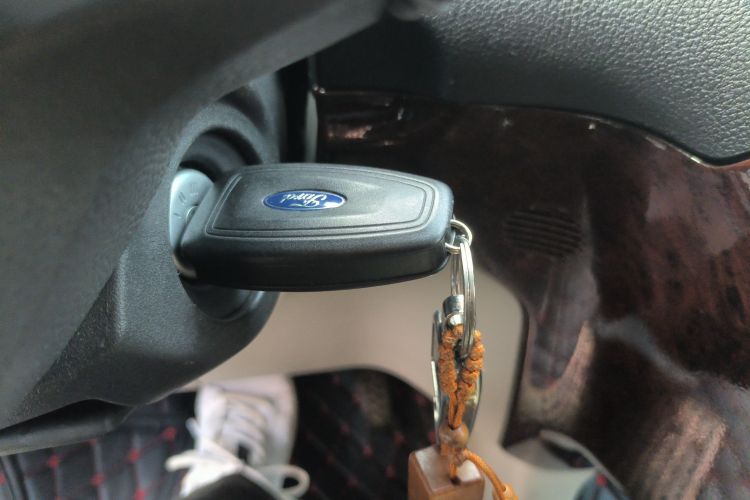 Used Ford Tourneo Custom 2017 2.0T Automatic Elite Edition Vehicle Key