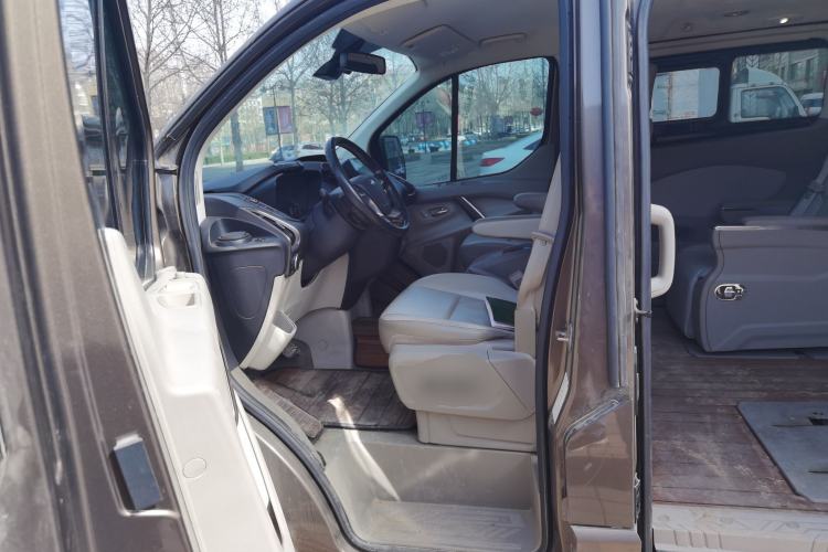 Used Ford Tourneo Custom 2017 2.0T Automatic Elite Version Driver Seat