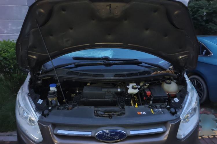 Used Ford Tourneo Custom 2017 2.0T Automatic Elite Edition Engine Bay