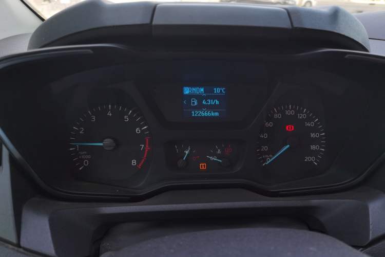 Used Ford Tourneo Custom 2017 2.0T Automatic Elite Version Instrument Cluster