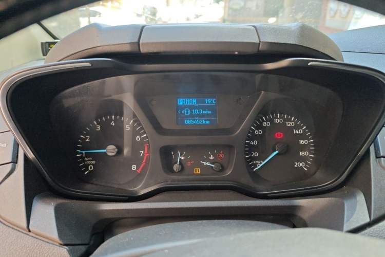 Used Ford Tourneo Custom 2017 2.0T Automatic Elite Version Instrument Cluster