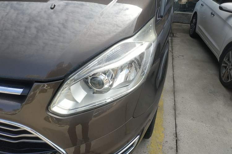 Used Ford Tourneo Custom 2017 2.0T Automatic Elite Version Left Front Headlight