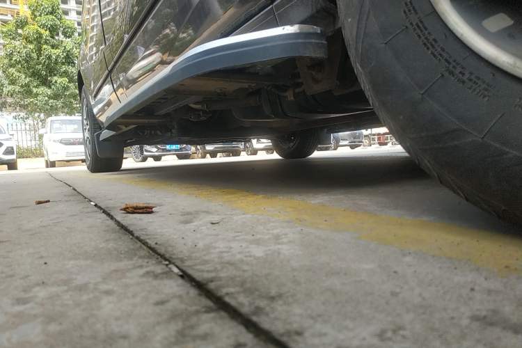 Used Ford Tourneo Custom 2017 2.0T Automatic Elite Version Left Side Sill