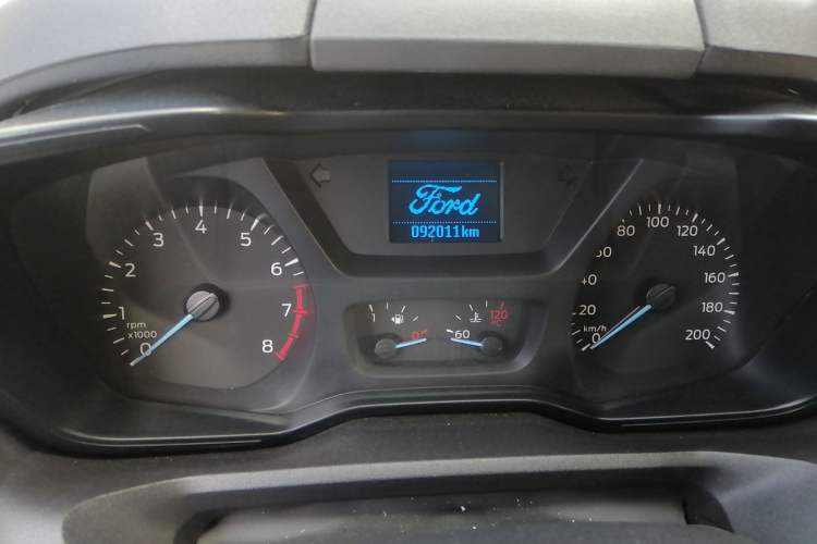 Used Ford Tourneo Custom 2017 2.0T Automatic Elite Edition Odometer Close Up
