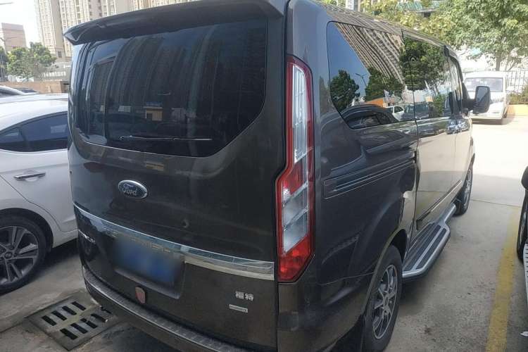Used Ford Tourneo Custom 2017 2.0T Automatic Elite Version Rear Right 45 Deg