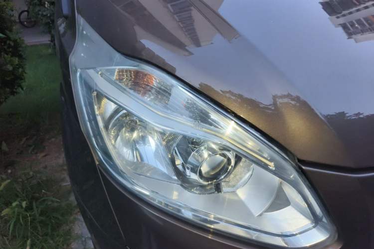 Used Ford Tourneo Custom 2017 2.0T Automatic Elite Edition Right Front Headlight