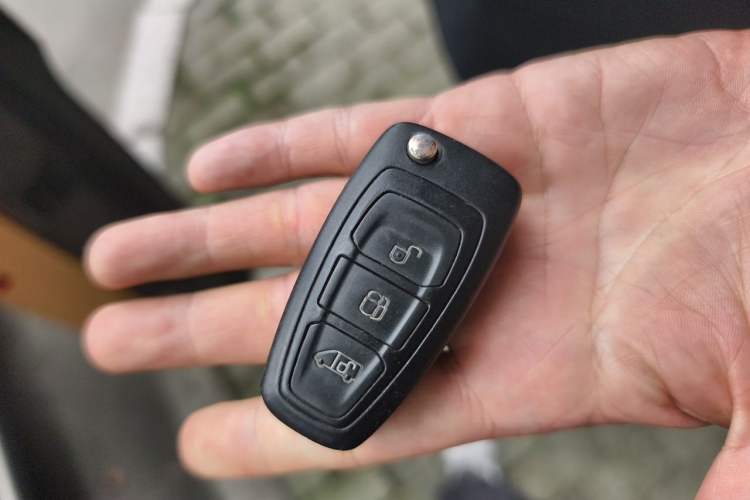 Used Ford Tourneo Custom 2017 2.0T Automatic Elite Version Vehicle Key