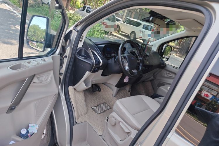 Used Ford Tourneo Custom 2017 2.0T Automatic Elite Edition Driver Seat