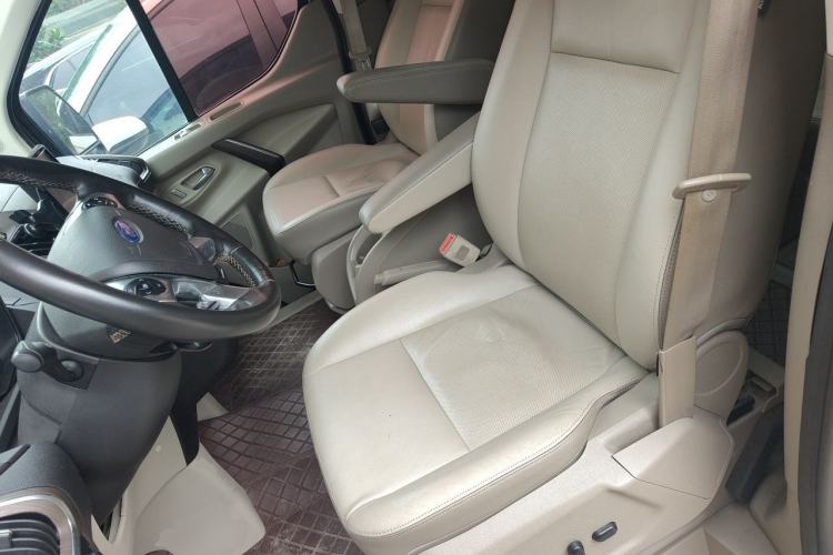 Used Ford Tourneo Custom 2017 2.0T Automatic Business Class Version Left Front Seat