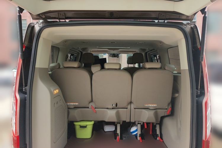 Used Ford Tourneo Custom 2017 2.0T Automatic Business Class Version Trunk