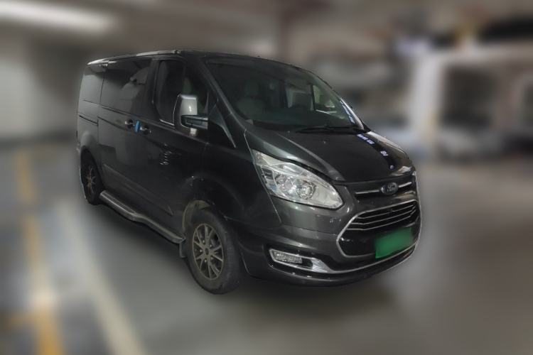 Used Ford Tourneo Custom 2017 2.0T Automatic Elite Version Front Right 45 Deg
