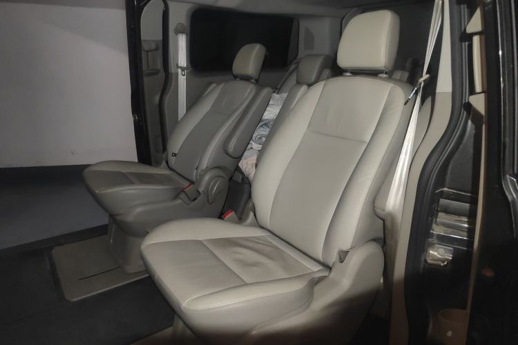 Used Ford Tourneo Custom 2017 2.0T Automatic Elite Version Left Rear Seat