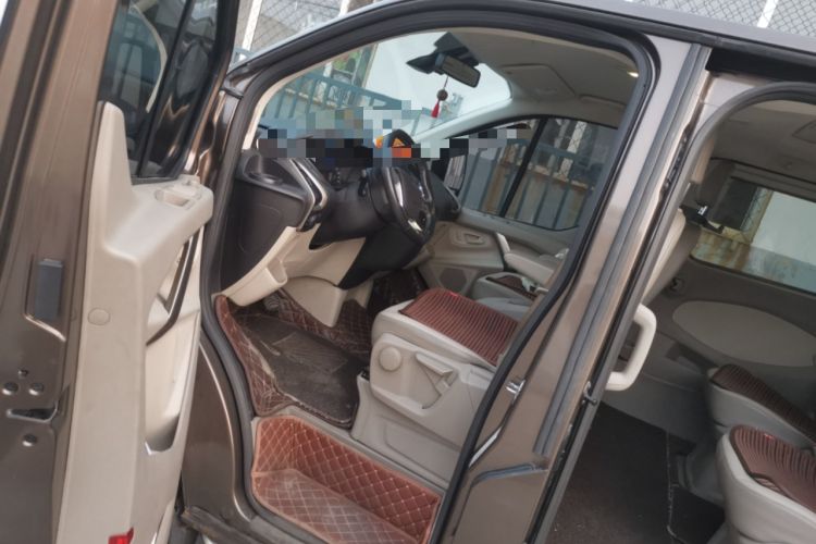 Used Ford Tourneo Custom 2017 2.0T Automatic Elite Edition Driver Seat