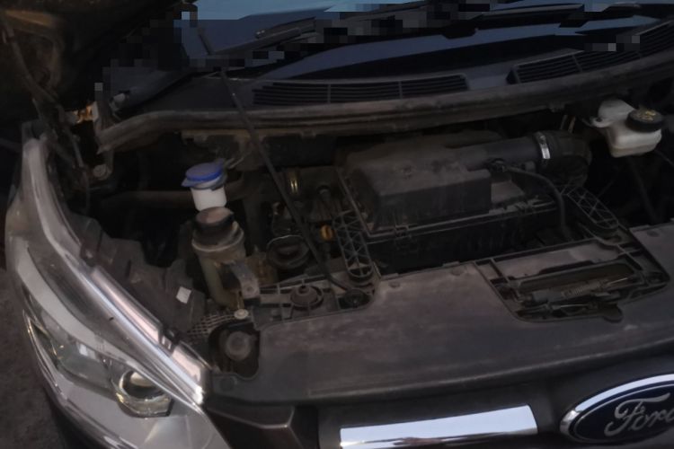 Used Ford Tourneo Custom 2017 2.0T Automatic Elite Edition Engine Bay Right