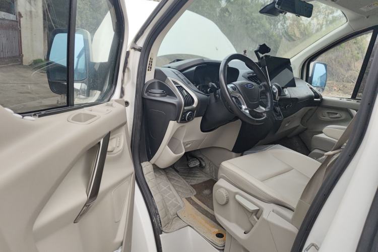 Used Ford Tourneo Custom 2017 2.0T Automatic Elite Edition Driver Seat