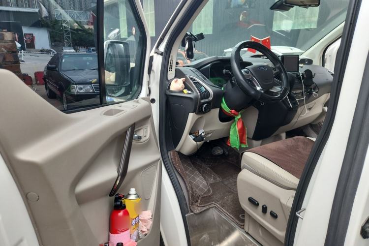 Used Ford Tourneo Custom 2017 2.0T Automatic Elite Version Driver Seat