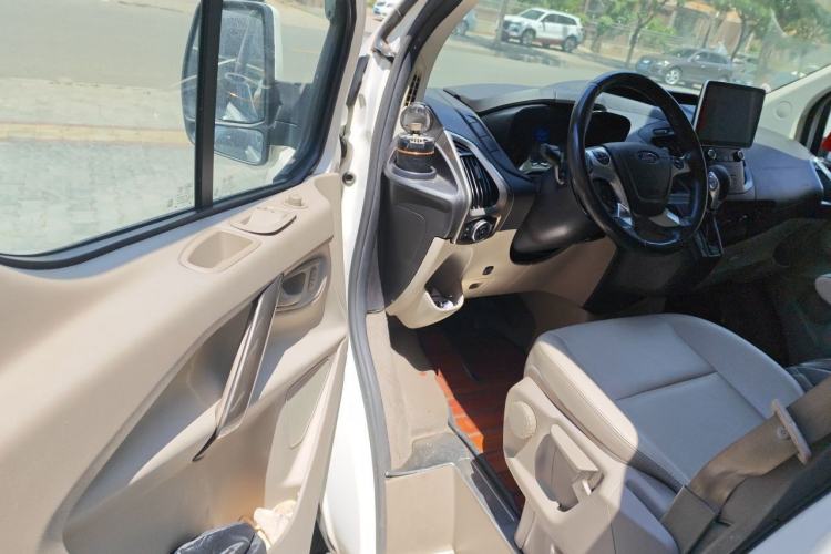 Used Ford Tourneo Custom 2017 2.0T Automatic Elite Edition Driver Seat