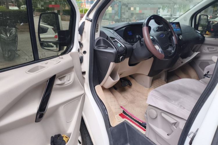 Used Ford Tourneo Custom 2017 2.0T Automatic Elite Edition Driver Seat