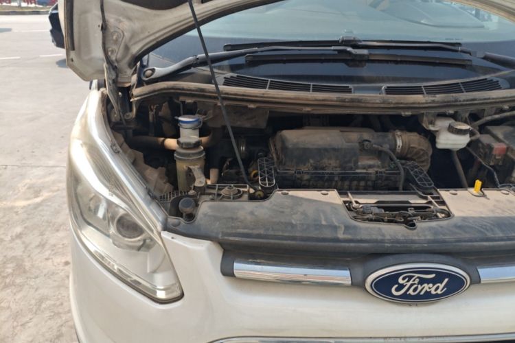 Used Ford Tourneo Custom 2017 2.0T Automatic Elite Edition Engine Bay Right
