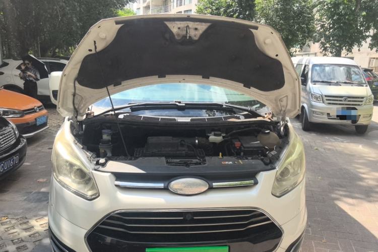 Used Ford Tourneo Custom 2017 2.0T Automatic Elite Version Engine Bay