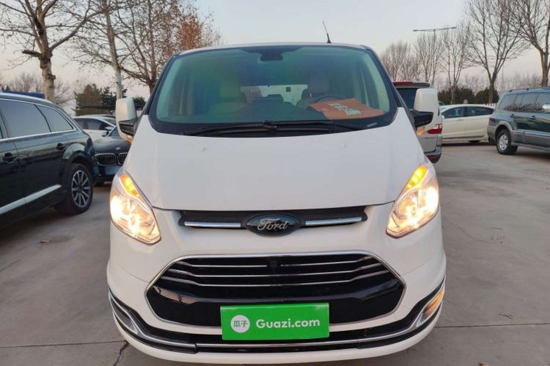 Used Ford Tourneo Custom 2017 2.0T Automatic Elite Edition Exterior 1