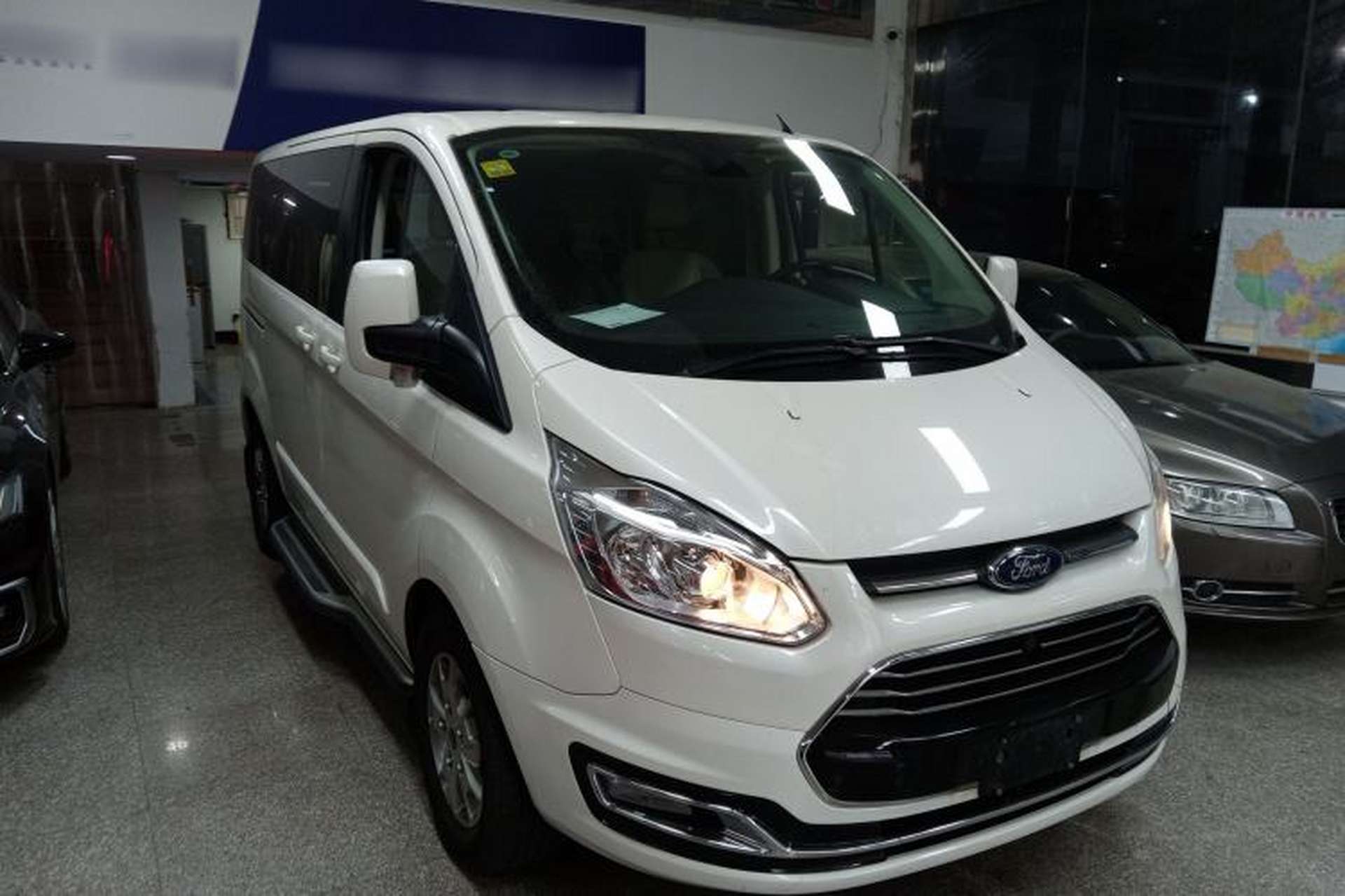Used Ford Tourneo Custom 2017 2.0T Automatic Elite Edition Exterior 2