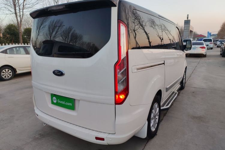 Used Ford Tourneo Custom 2017 2.0T Automatic Elite Edition Exterior 5