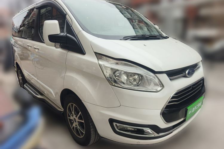 Used Ford Tourneo Custom 2017 2.0T Automatic Elite Version Front Right 45 Deg