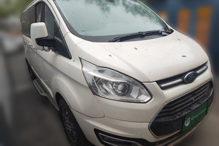 Used Ford Tourneo Custom 2017 2.0T Automatic Elite Version Front Right 45 Deg