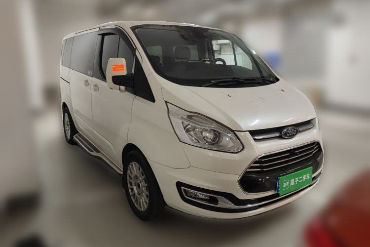 Used Ford Tourneo Custom 2017 2.0T Automatic Elite Edition Front Right 45 Deg