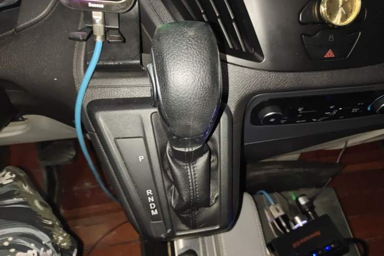 Used Ford Tourneo Custom 2017 2.0T Automatic Elite Edition Gear Lever