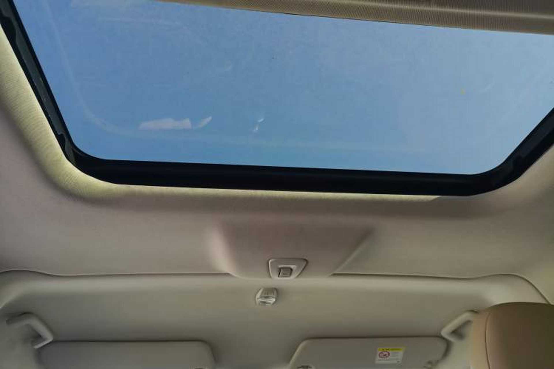 Used Ford Tourneo Custom 2017 2.0T Automatic Elite Edition Headliner