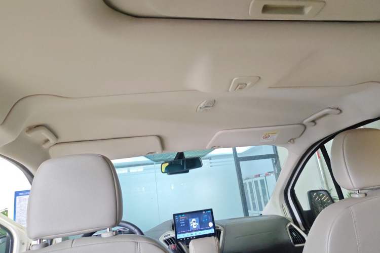 Used Ford Tourneo Custom 2017 2.0T Automatic Elite Edition Headliner