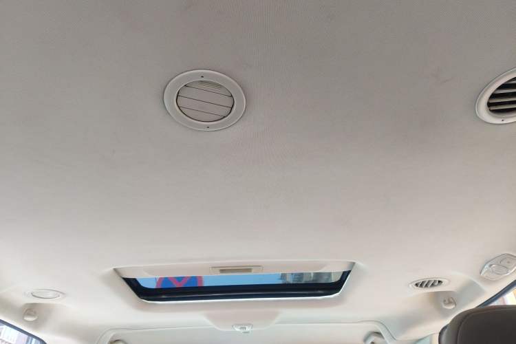 Used Ford Tourneo Custom 2017 2.0T Automatic Elite Edition Headliner