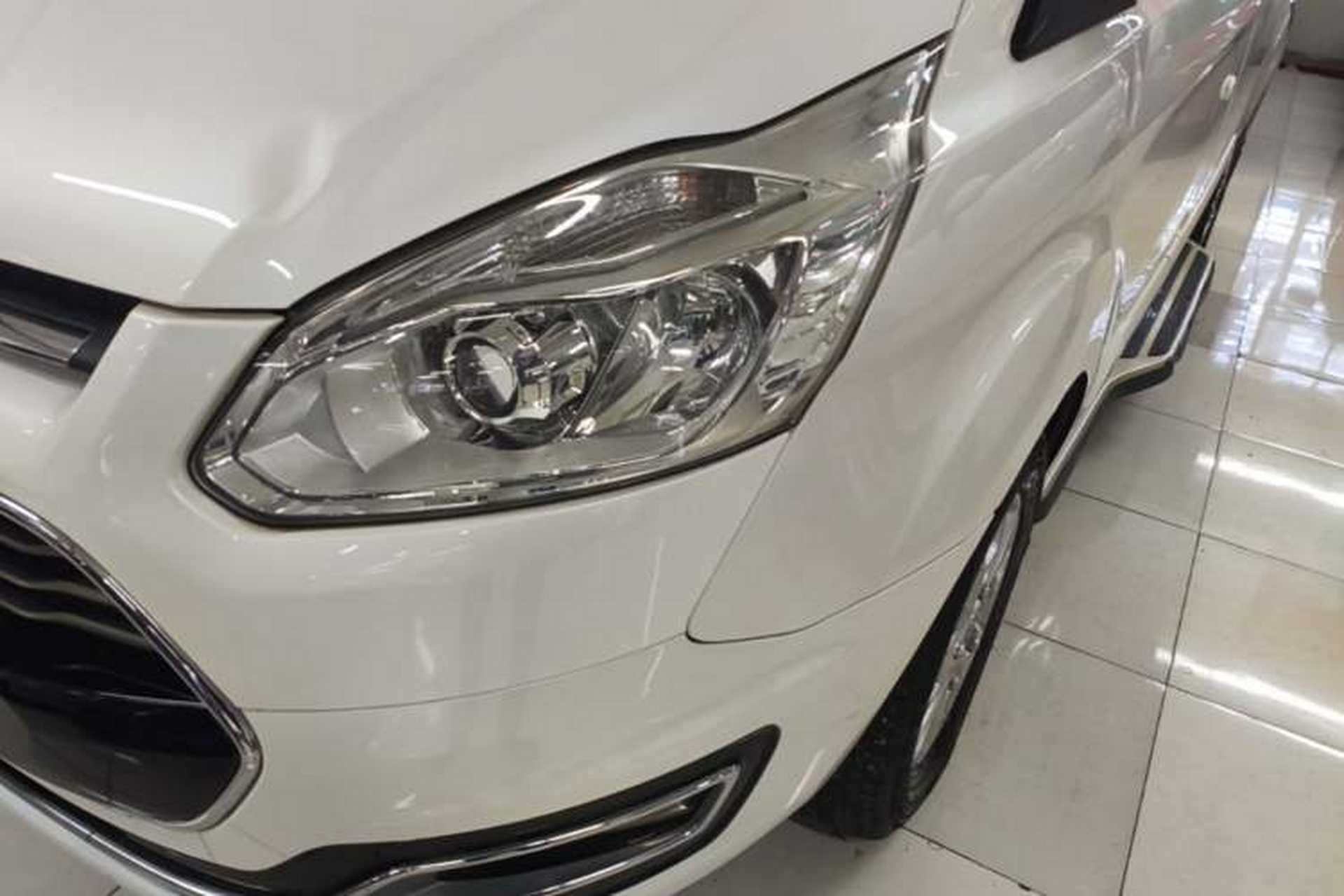Used Ford Tourneo Custom 2017 2.0T Automatic Elite Edition Left Front Headlight