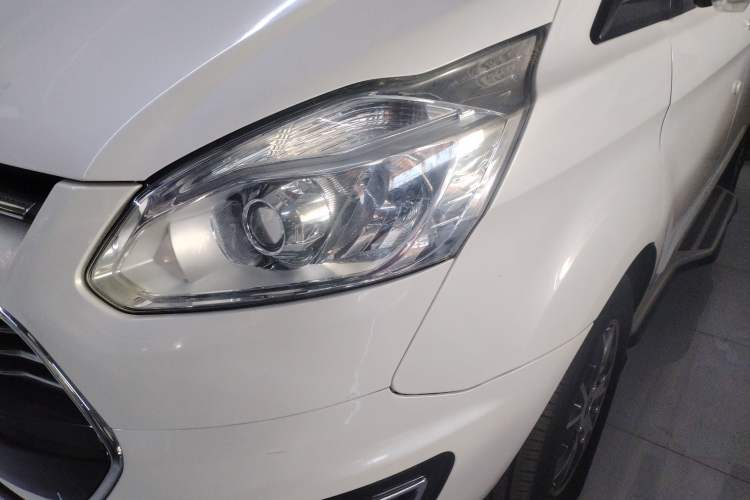 Used Ford Tourneo Custom 2017 2.0T Automatic Elite Version Left Front Headlight