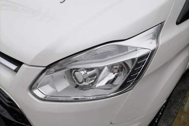 Used Ford Tourneo Custom 2017 2.0T Automatic Elite Edition Left Front Headlight
